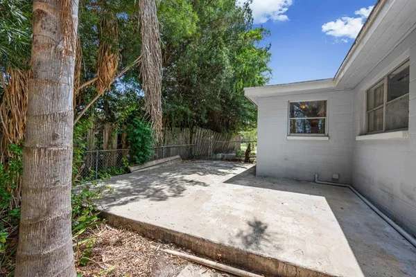 $290,000 | 924 Valmar Street, Brandon, FL 33511