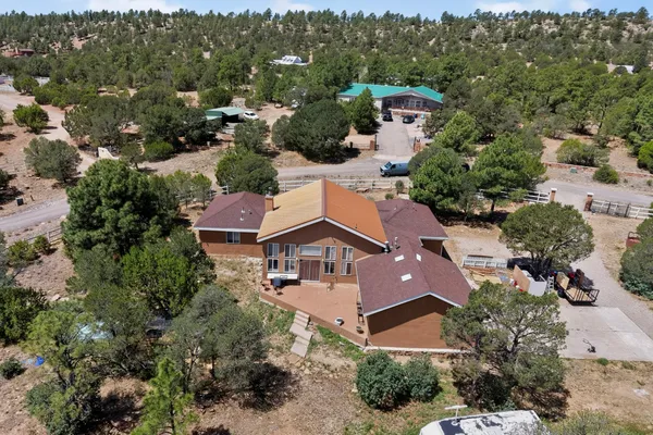 $425,000 | 24 Calle De Leon, Las Vegas, NM 87701