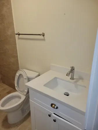 $1,100 | 6918 Irvington Boulevard, Unit A, Houston, TX 77022
