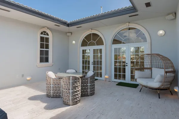 $5,990,000 | 152 Indies Drive North, Marathon, FL 33050