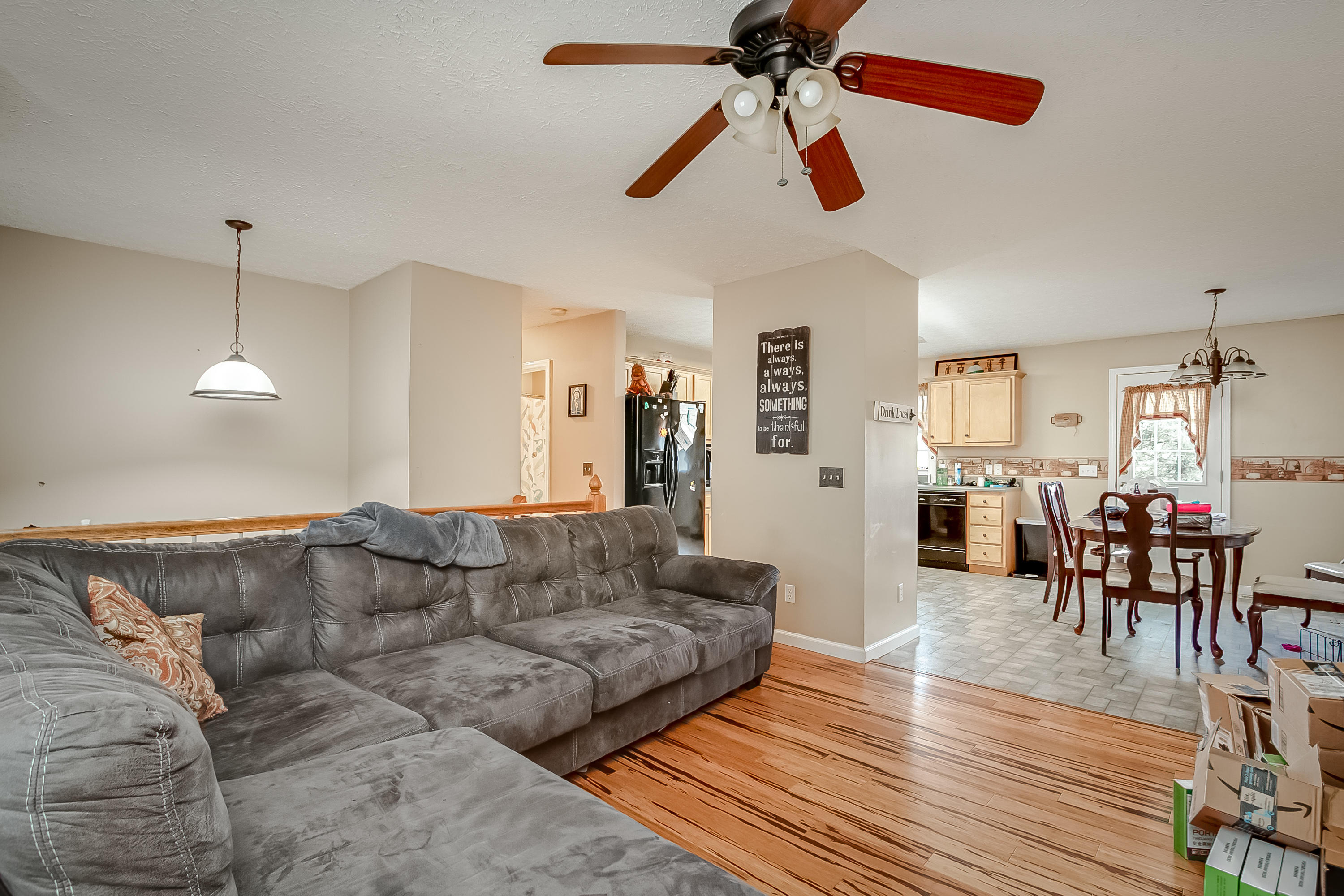 5042 Boss Road Kingsport, TN 37664 - Photo 8 of 29 8