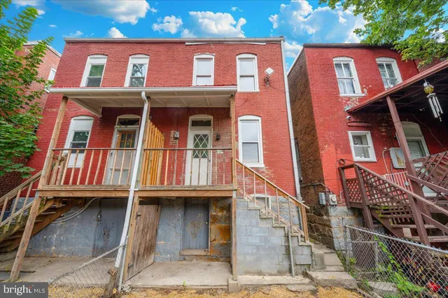 a view of outdoor space with deck
