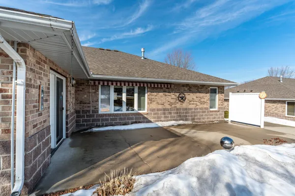 $365,000 | 1952 Oakwood View, Fergus Falls, MN 56537