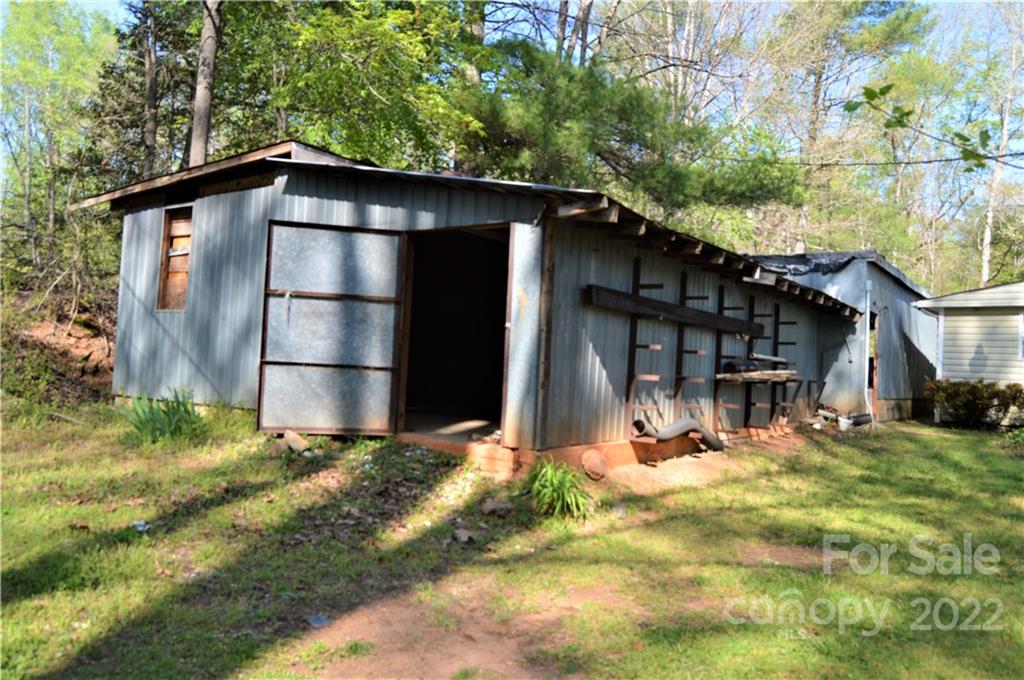 4155 Beach Road Hudson, NC 28638 - Photo 22 of 32 Gallery Image 22