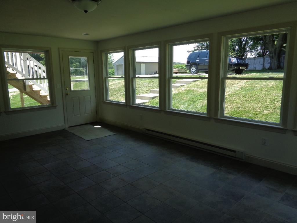 506 Cinder Road New Providence, PA 17560 - Photo 2 of 6
