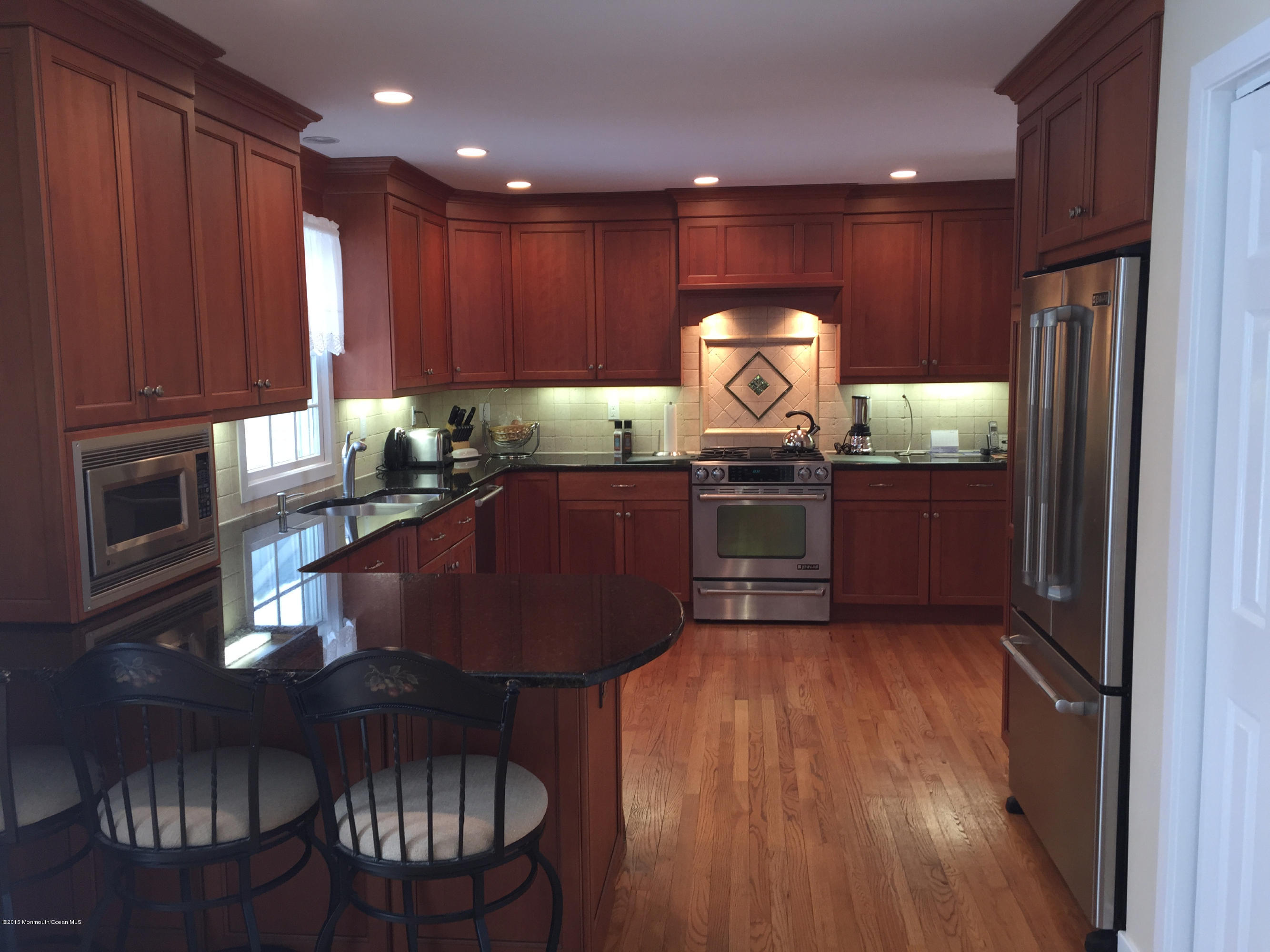 2537 Little Hill Road Point Pleasant, NJ 08742 - Photo 5 of 27 IMG_1161