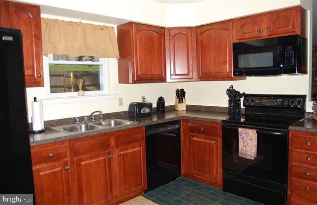 5146 Erie Road Harrisburg, PA 17111 - Photo 2 of 21 Gallery Image 2