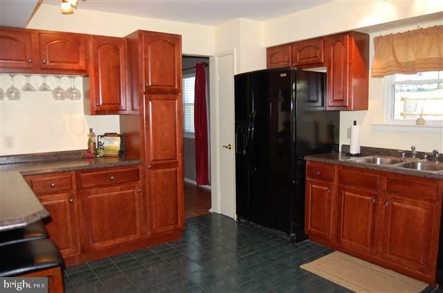 5146 Erie Road Harrisburg, PA 17111 - Photo 3 of 21 Gallery Image 3
