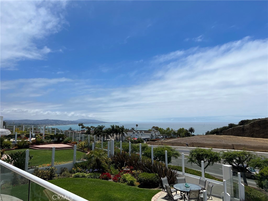 75 Palm Beach Court Dana Point, CA 92629 - Photo 4 of 46 a view of a city