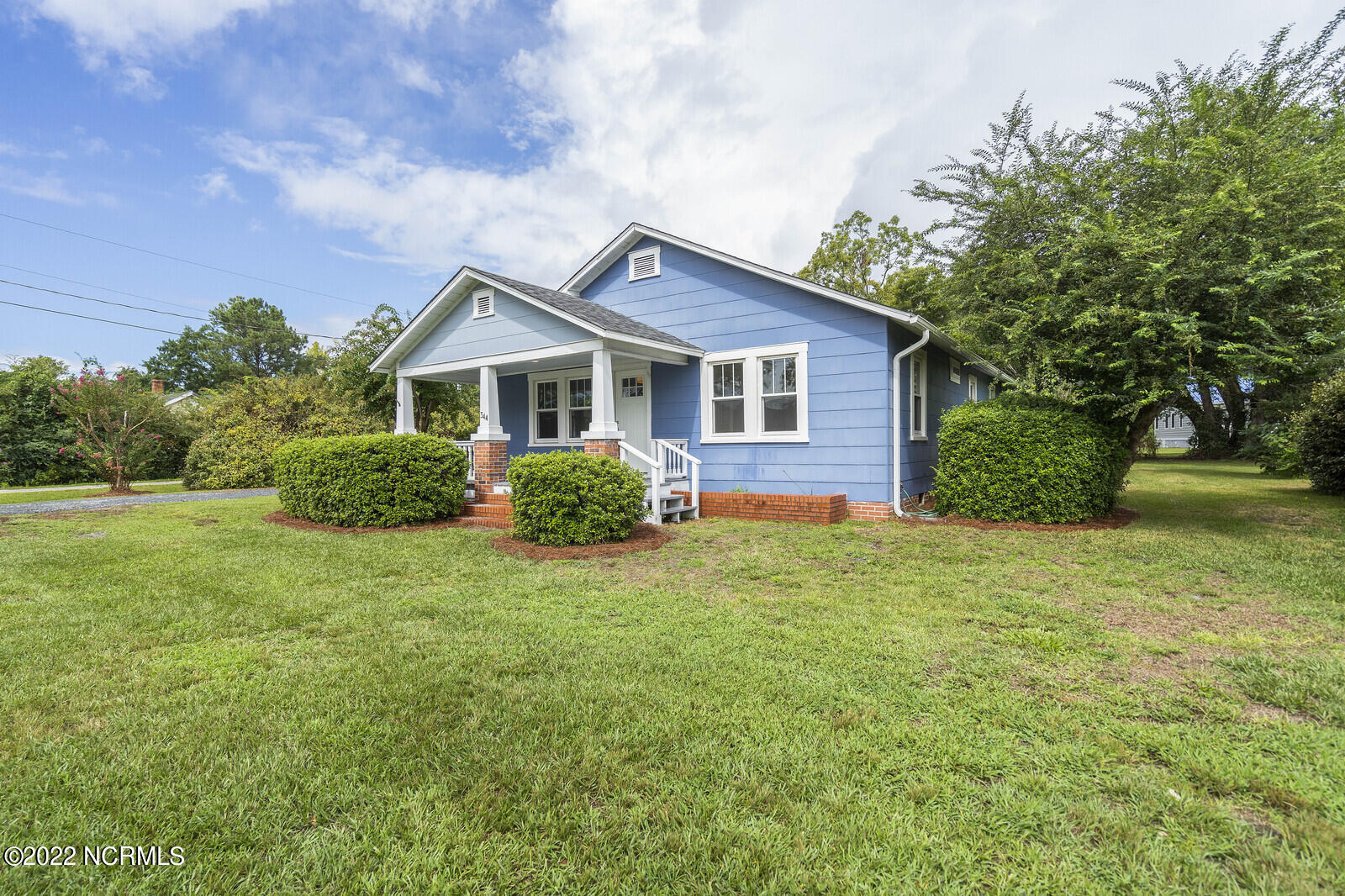 344 Hoover Road Hampstead, NC 28443 - Photo 4 of 48 Home Front