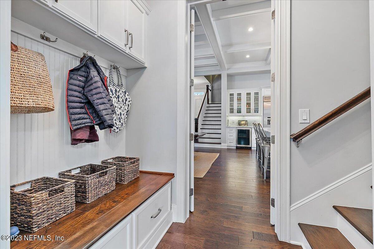 14102 Magnolia Cove Road Jacksonville, FL 32224 - Photo 12 of 44 33-Mudroom