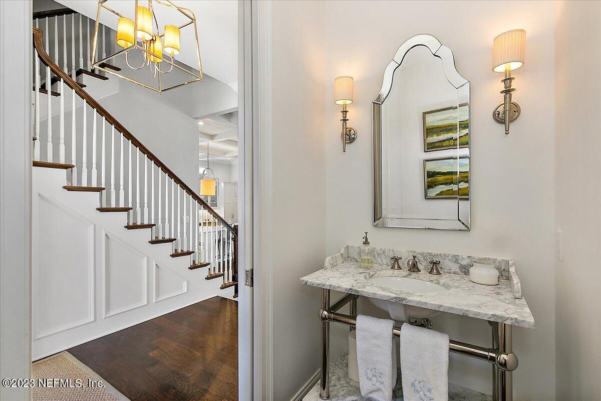 14102 Magnolia Cove Road Jacksonville, FL 32224 - Photo 14 of 44 07-Powder Room