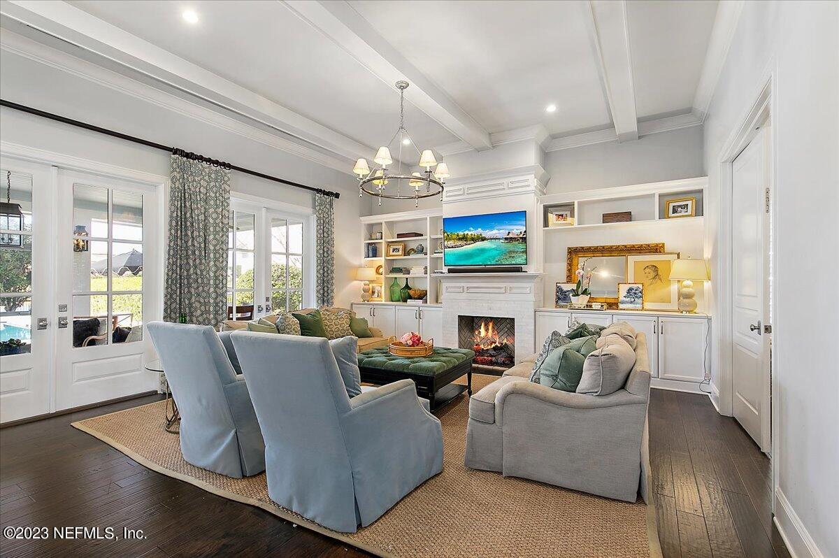14102 Magnolia Cove Road Jacksonville, FL 32224 - Photo 16 of 44 08-Living Room