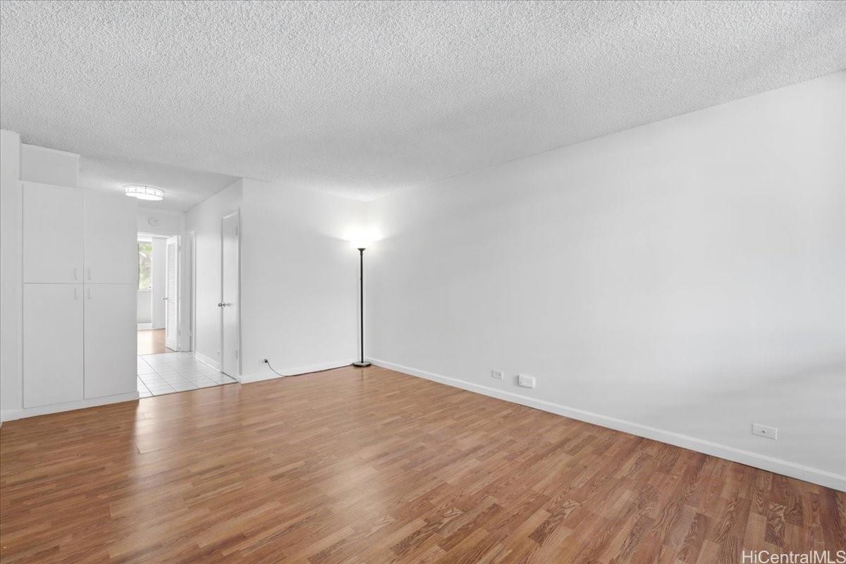425 Ena Road, Unit 207B Honolulu, HI 96815 - Photo 3 of 25