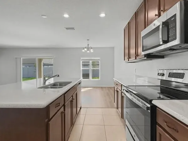 $2,400 | 1211 Lone Palm Way, St. Cloud, FL 34771