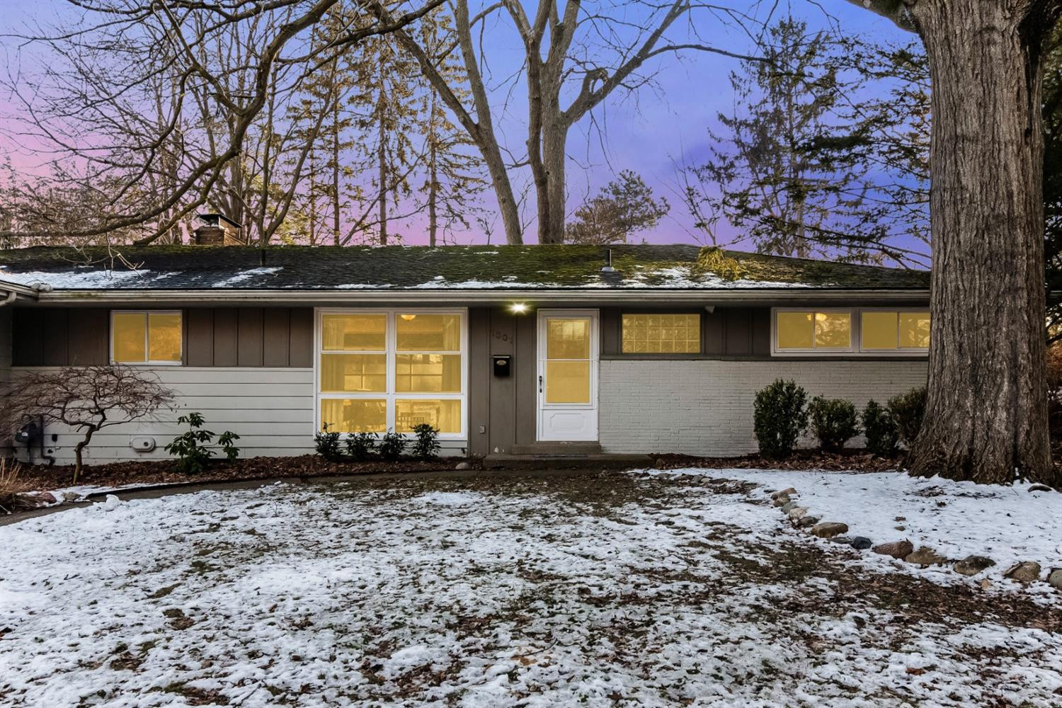 1301 Red Oak Road Ann Arbor, MI 48103 - Photo 1 of 40 Photo 1
