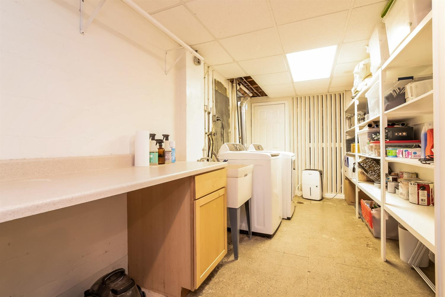1301 Red Oak Road Ann Arbor, MI 48103 - Photo 29 of 40 Laundry/utility room in the basement.