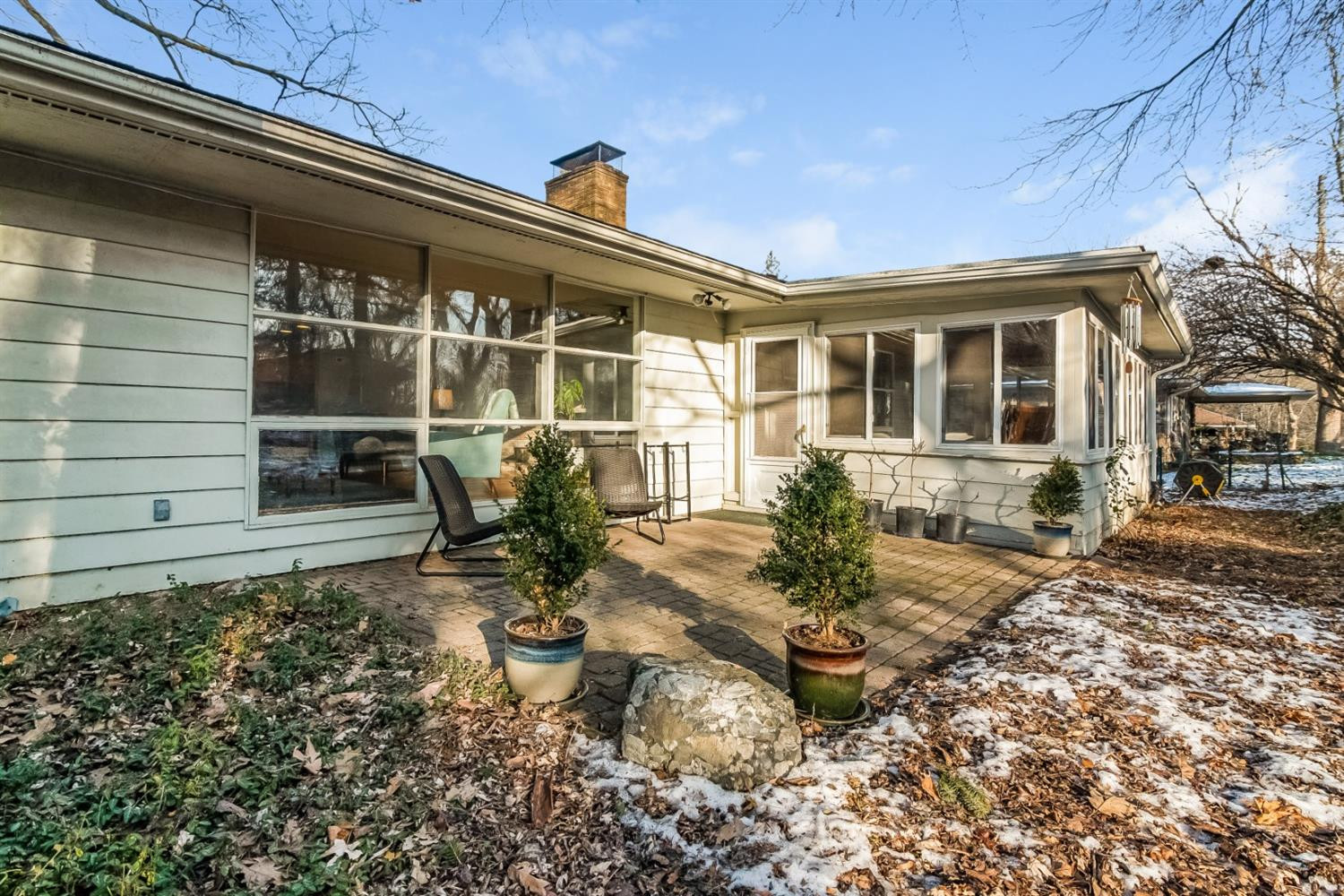 1301 Red Oak Road Ann Arbor, MI 48103 - Photo 32 of 40 Patio.