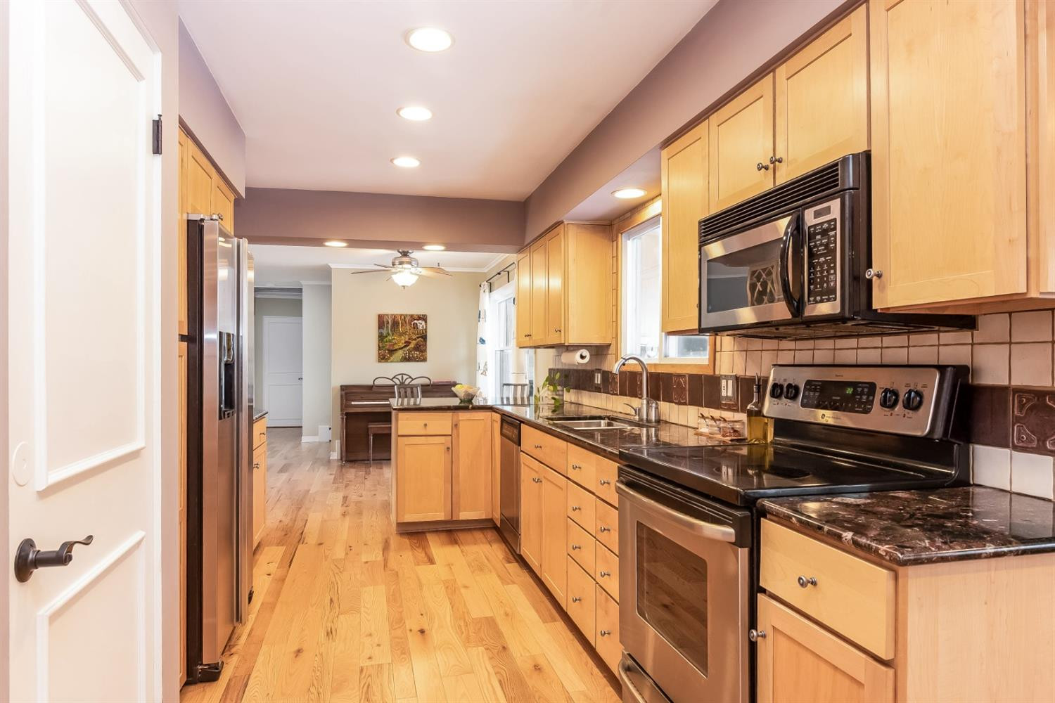 1301 Red Oak Road Ann Arbor, MI 48103 - Photo 10 of 40 Kitchen with view into eating space