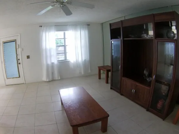 $1,600 | 556 Capri L, Delray Beach, FL 33484