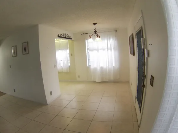 $1,600 | 556 Capri L, Delray Beach, FL 33484