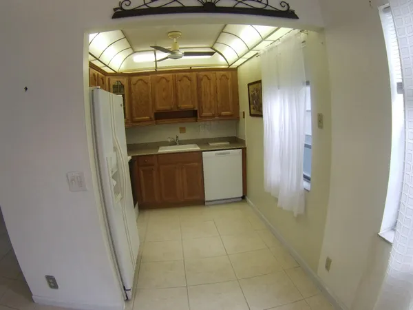 $1,600 | 556 Capri L, Delray Beach, FL 33484