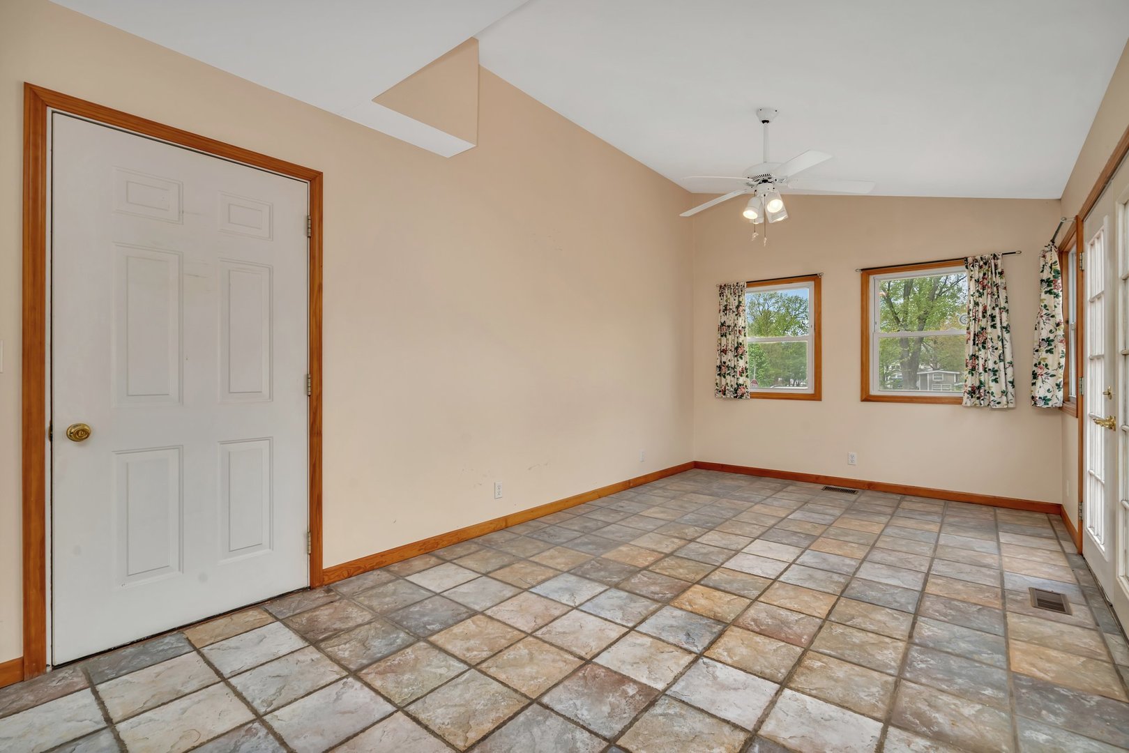 112 Fossil Ridge Road Wilmington, IL 60481 - Photo 20 of 35 Gallery Image 20
