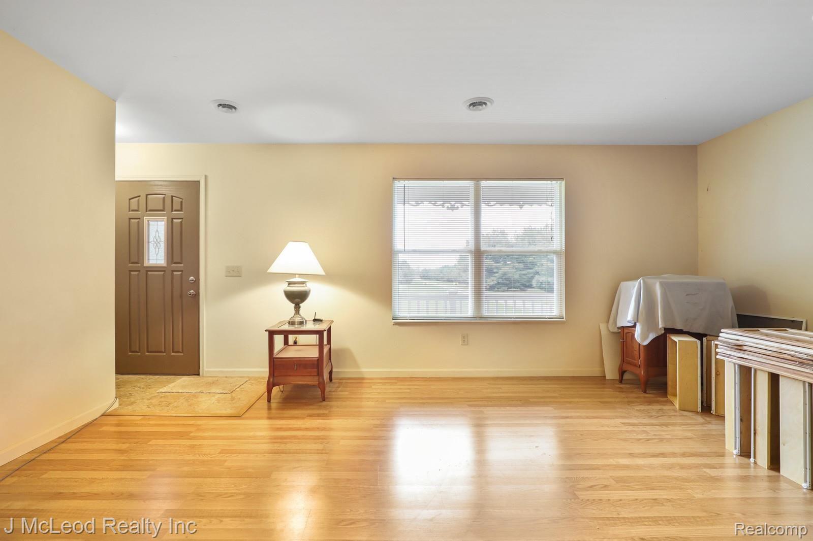 7593 Irish Road Millington, MI 48746 - Photo 9 of 57 7593 Irish Rd. Millington-9