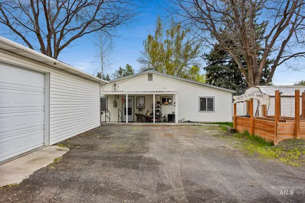 $349,950 | 704 East Ave D, Jerome, ID 83338