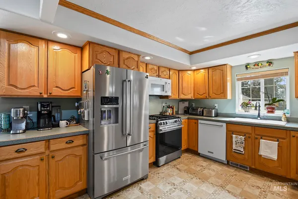 $349,950 | 704 East Ave D, Jerome, ID 83338