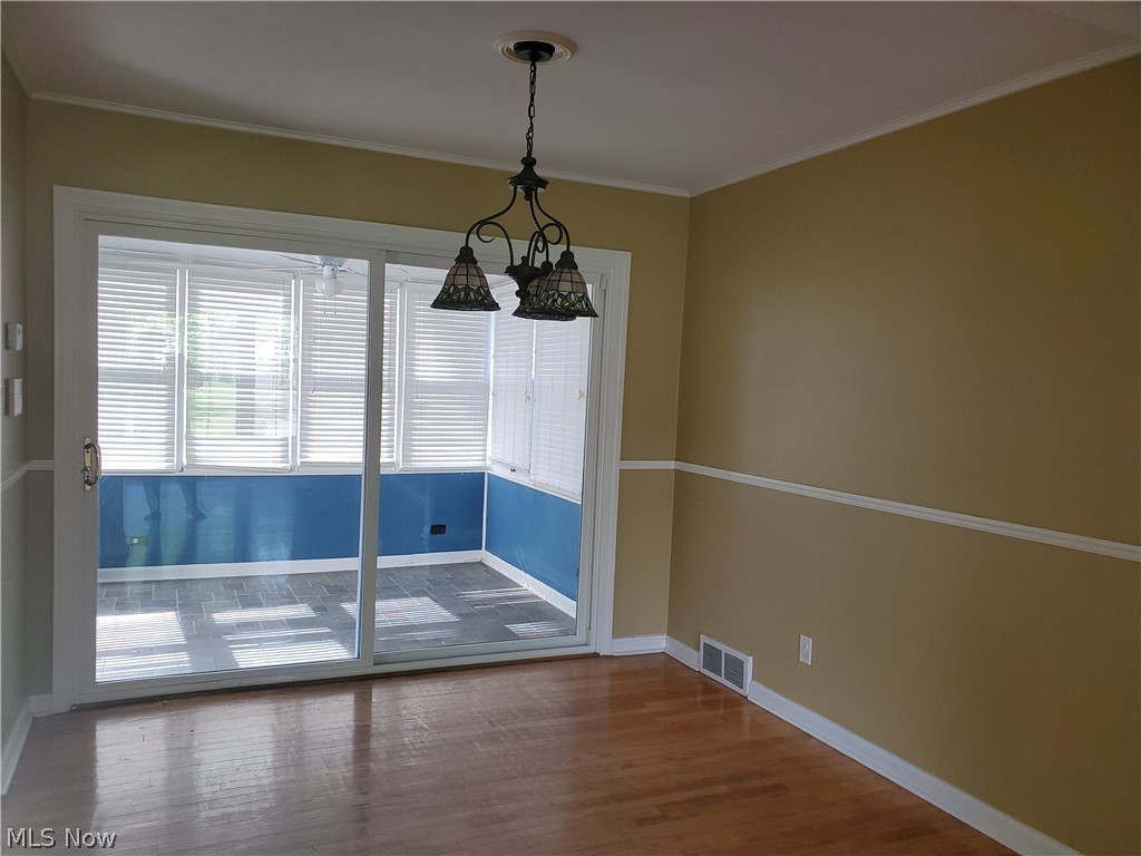 3706 Winchell Road Beachwood, OH 44122 - Photo 4 of 29 Gallery Image 4