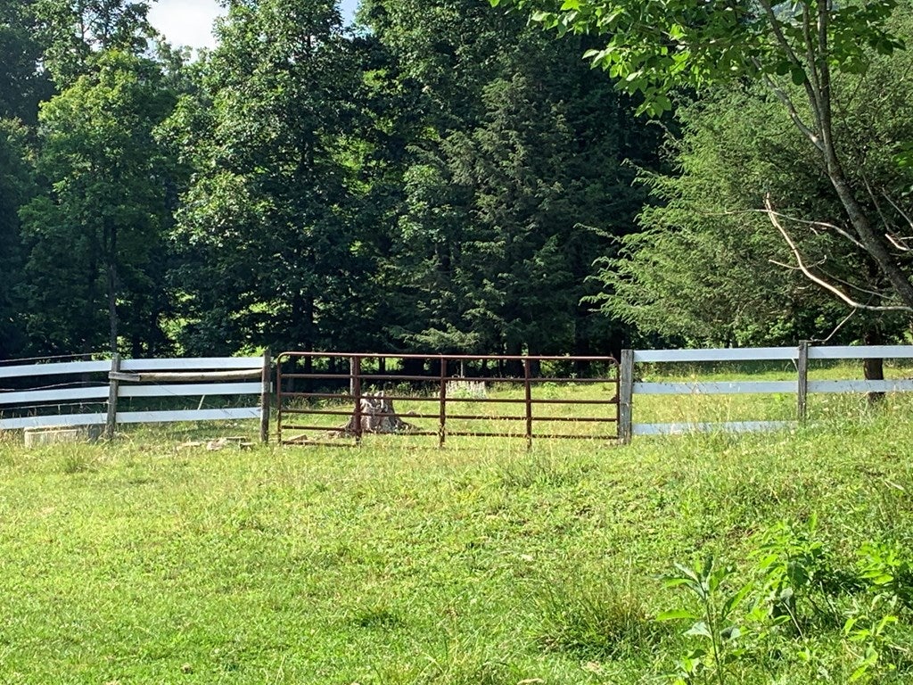 2349 South Fork Road Marion, VA 24354 - Photo 37 of 71 Gallery Image 37