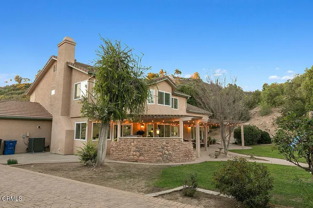 $1,990,000 | 2790 Vista Arroyo Drive, Camarillo, CA 93012