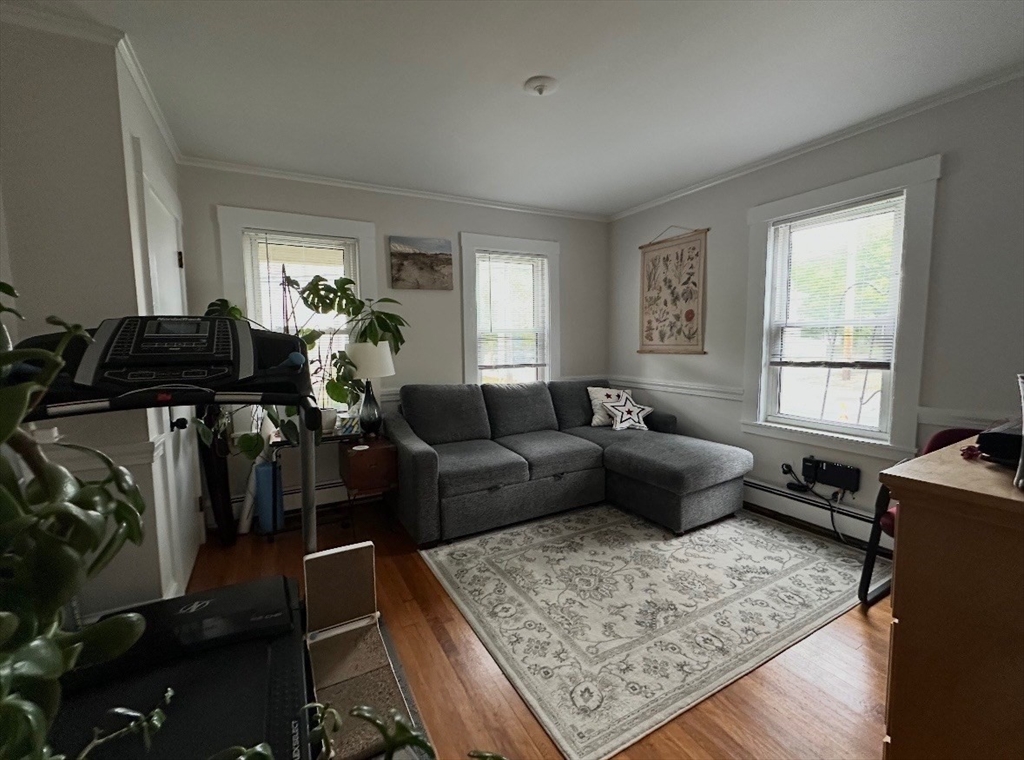 27 Mt Vernon Street, Unit 2 Reading, MA 01867 - Photo 4 of 7