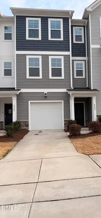 $1,995 | 4924 Southern Magnolia Drive, Raleigh, NC 27604