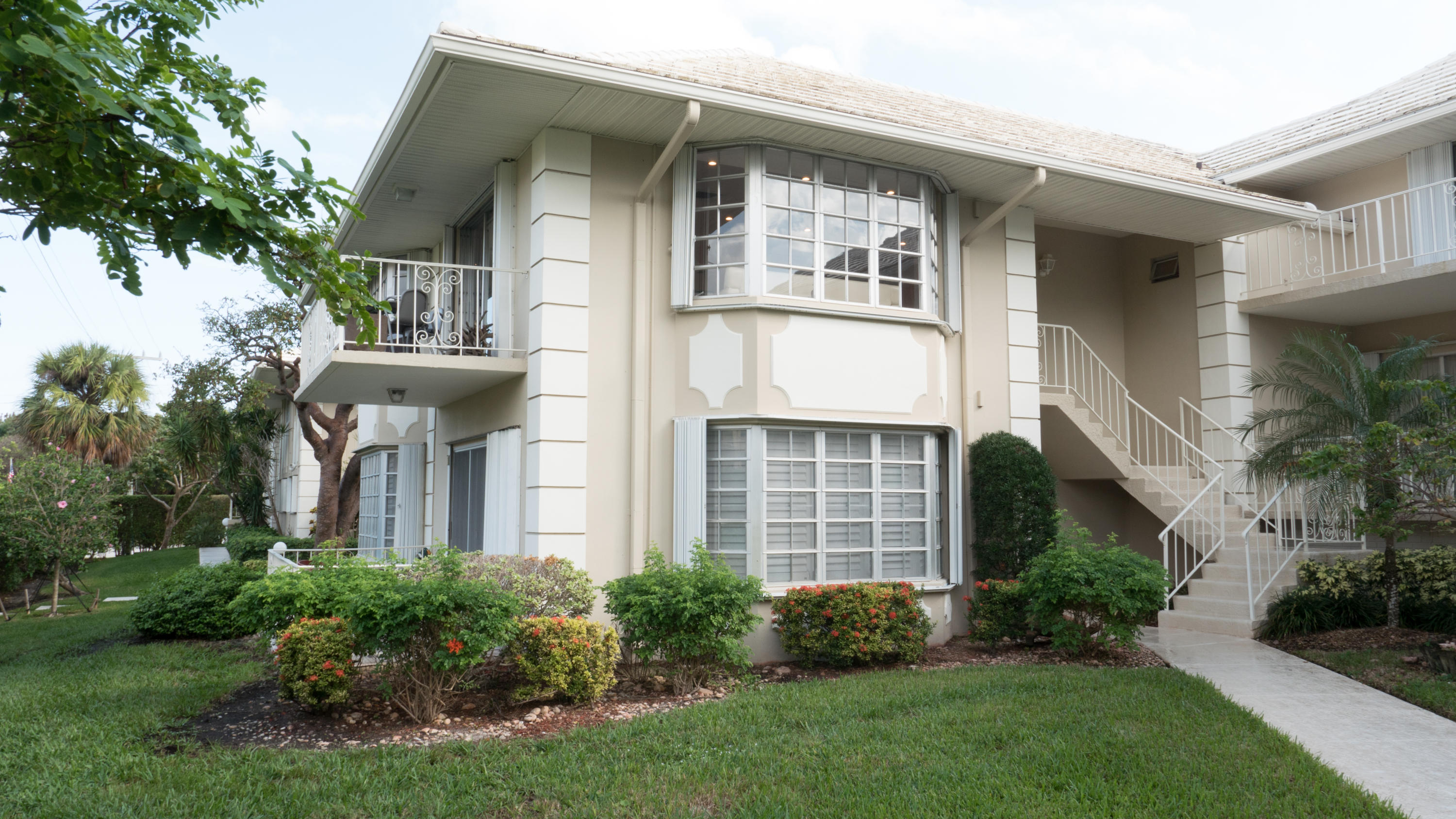 1299 South Ocean Boulevard, Unit S2 Boca Raton, FL 33432 - Photo 14 of 26 Front Entrance