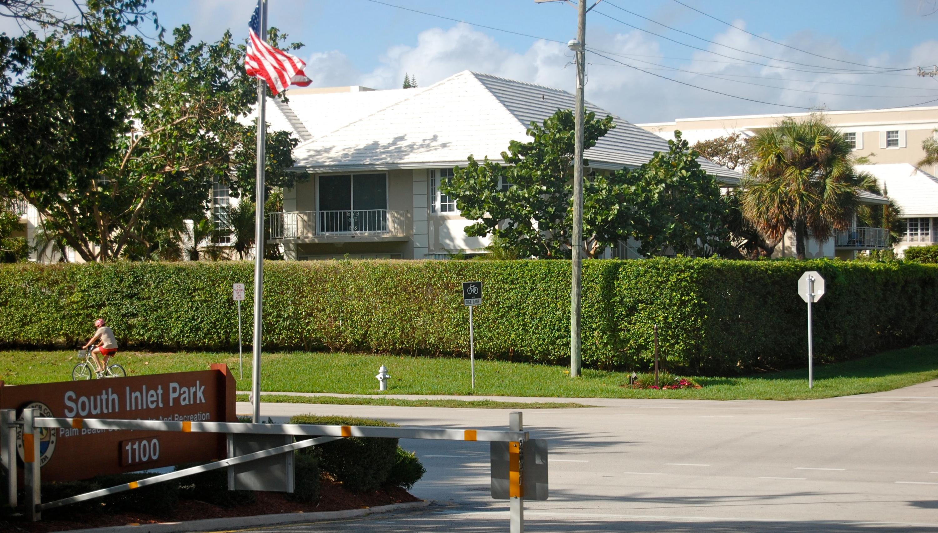 1299 South Ocean Boulevard, Unit S2 Boca Raton, FL 33432 - Photo 19 of 26 Across the street
