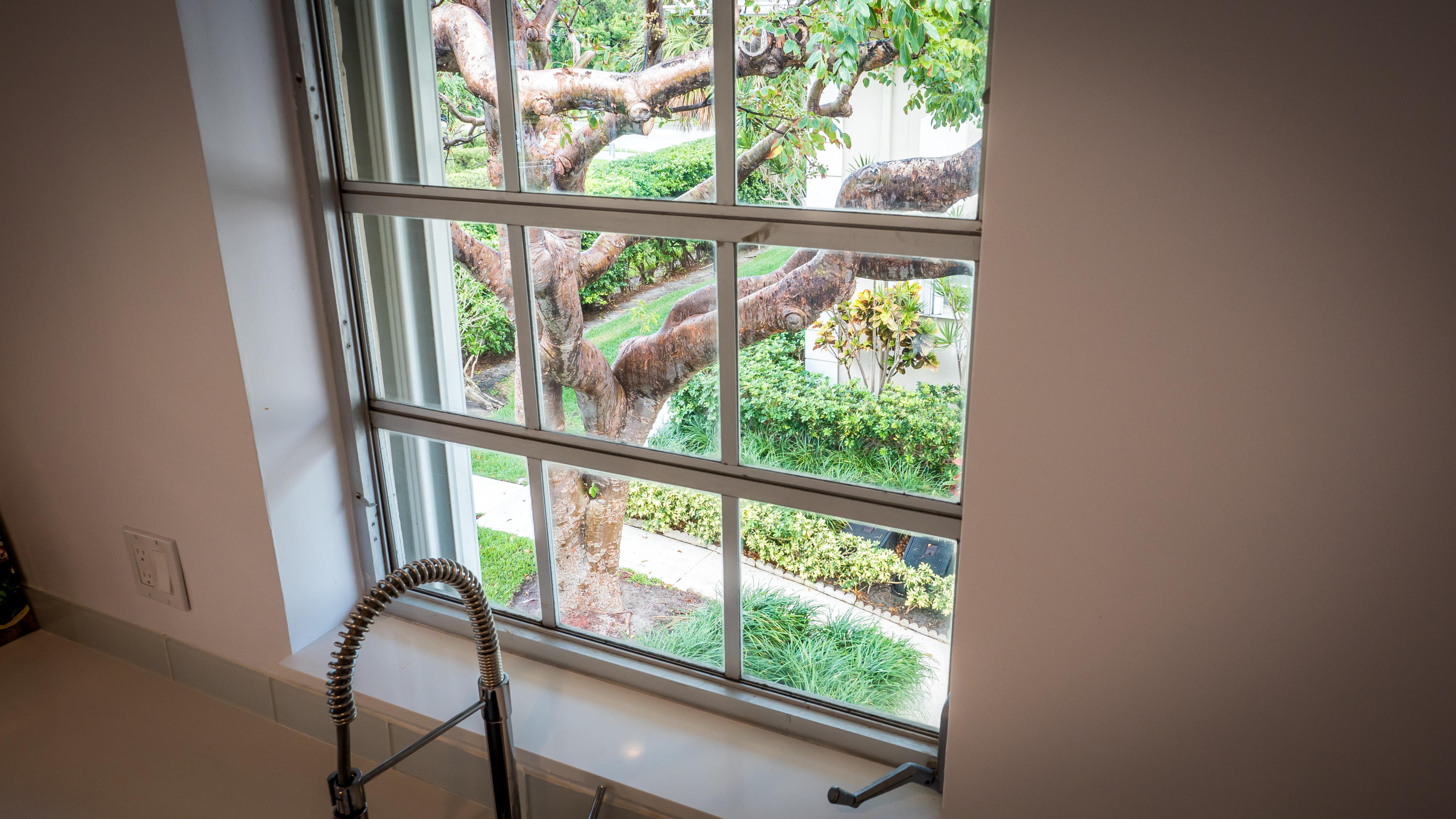 1299 South Ocean Boulevard, Unit S2 Boca Raton, FL 33432 - Photo 7 of 26 Natural Views