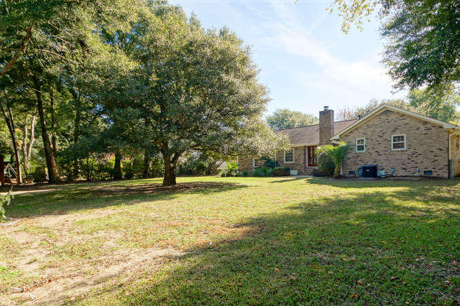1080 Ripley Drive Charleston, SC 29412 - Photo 25 of 27 1080 Ripley Dr Charleston SC-small-025-D