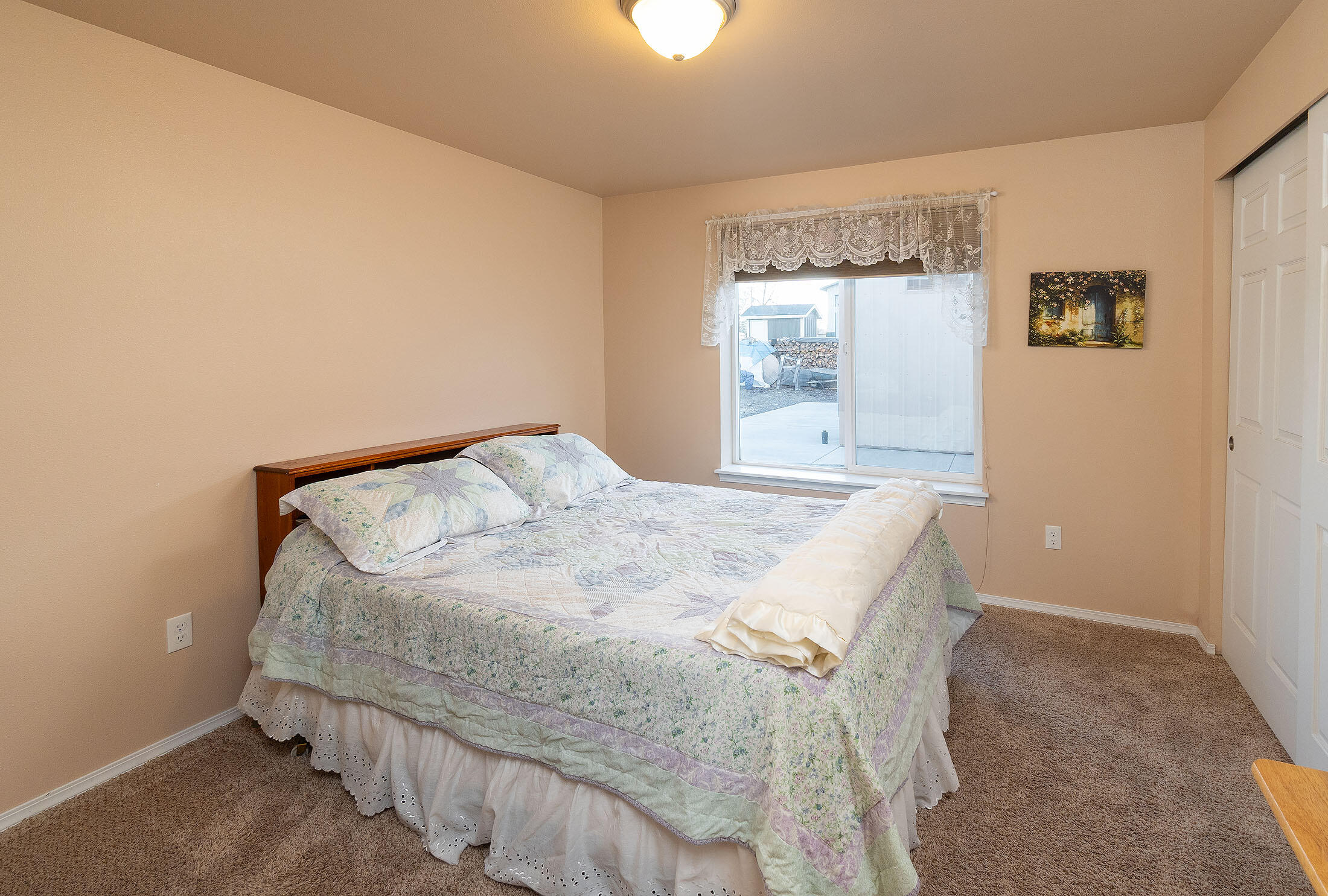 411 Northwest Mc Donald Road Prineville, OR 97754 - Photo 14 of 47 2nd guest room