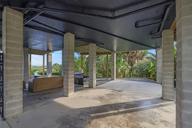 $949,000 | 10701 Pine Island Drive, Weeki Wachee, FL 34607