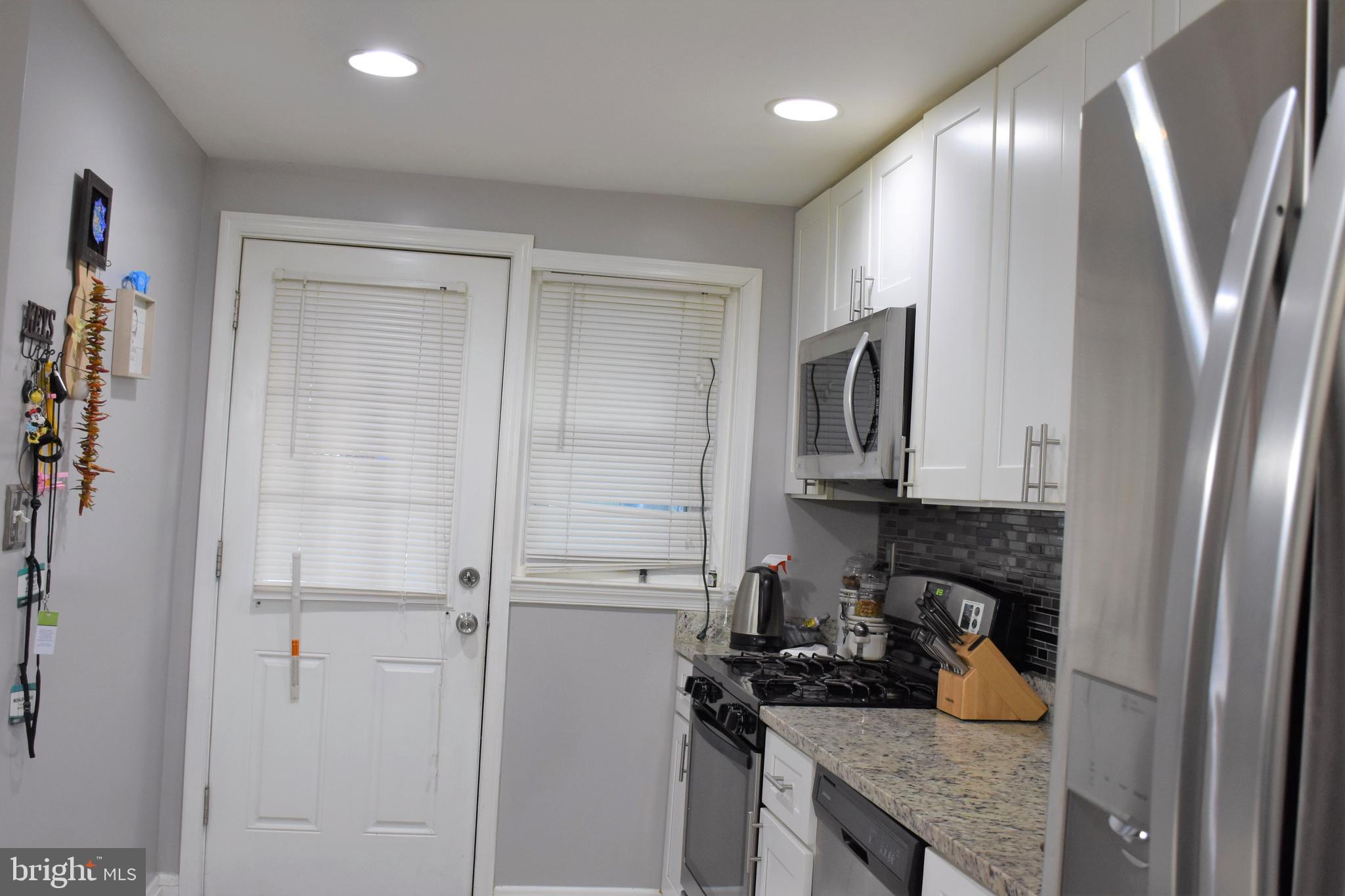 1218 Harwall Road Baltimore, MD 21207 - Photo 14 of 44