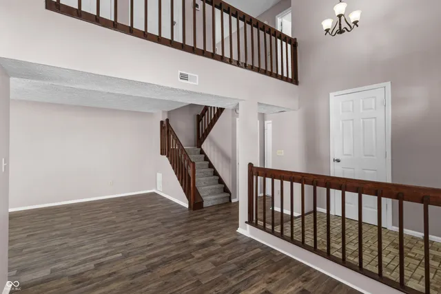 $195,900 | 2449 Chaseway Court, Indianapolis, IN 46268