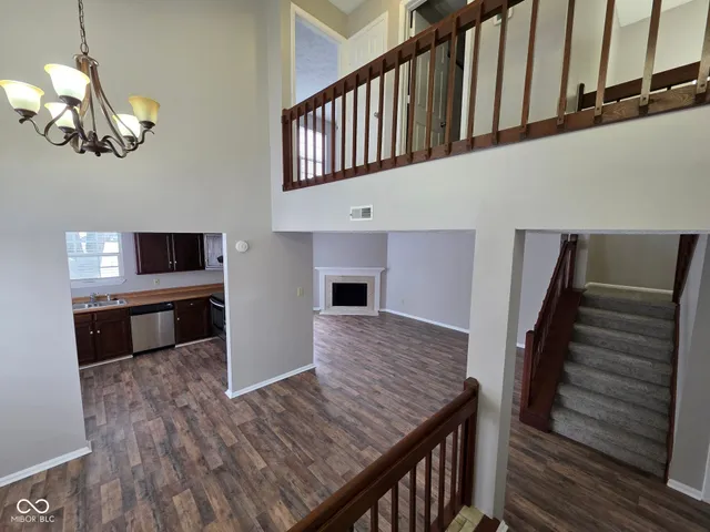 $195,900 | 2449 Chaseway Court, Indianapolis, IN 46268