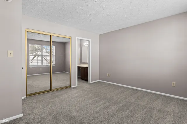 $195,900 | 2449 Chaseway Court, Indianapolis, IN 46268