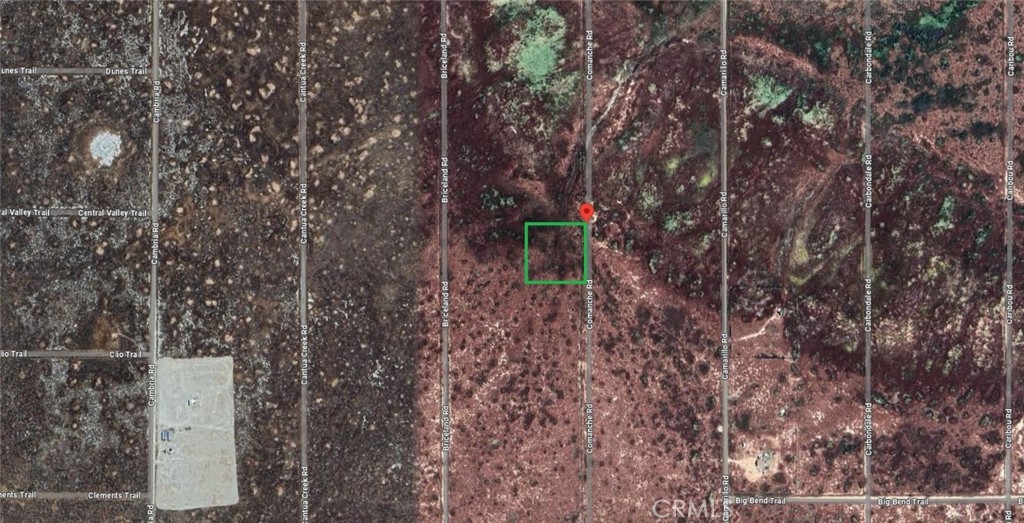 13620 Comache Road Santa Margarita, CA 93453 - Photo 7 of 13 a backyard of a house with lots of green space