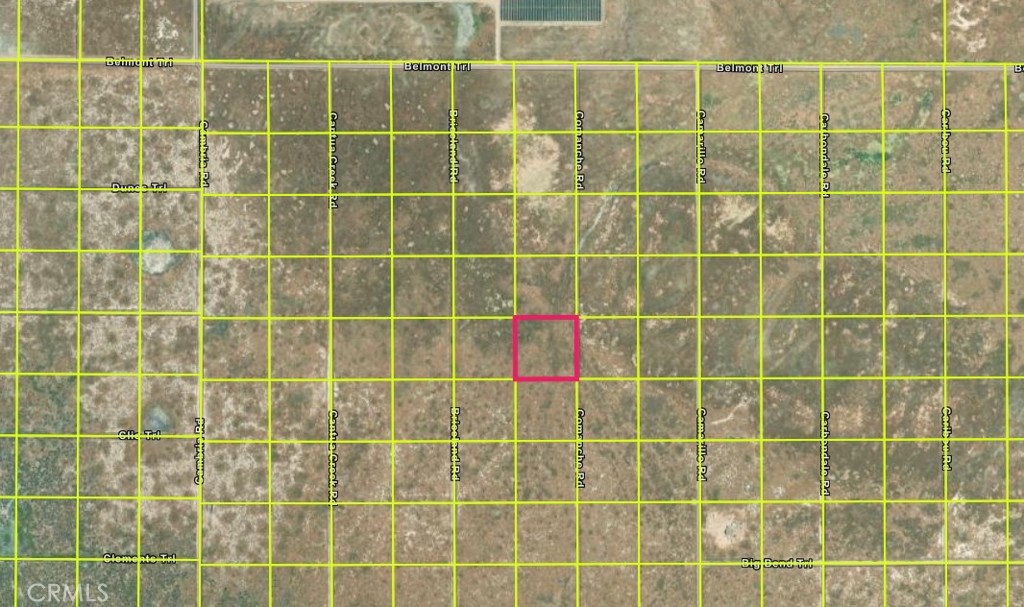 13620 Comache Road Santa Margarita, CA 93453 - Photo 10 of 13 a bathroom with a blue and a blue shower