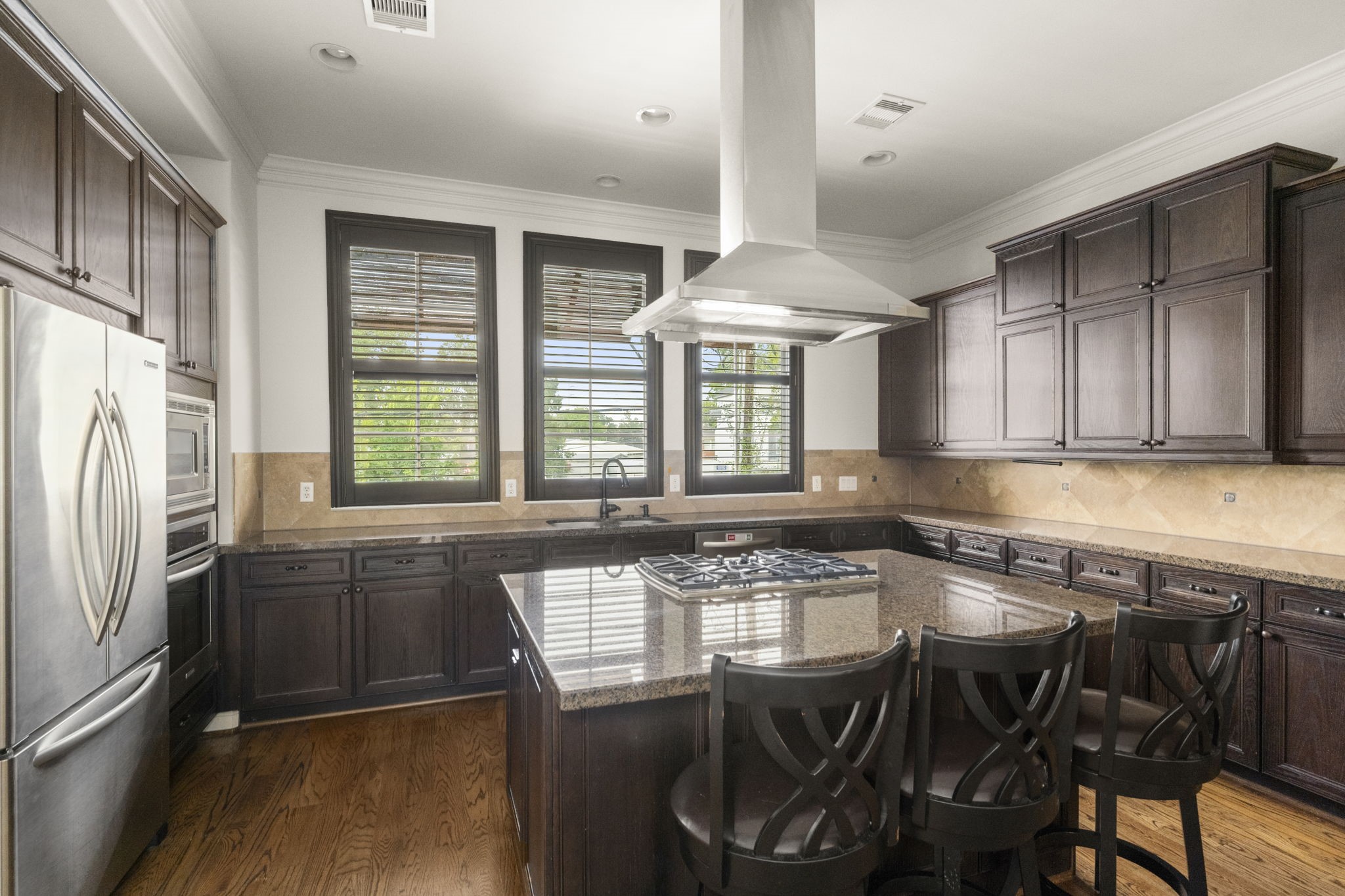 1743 Indiana Street Houston, TX 77006 - Photo 16 of 39