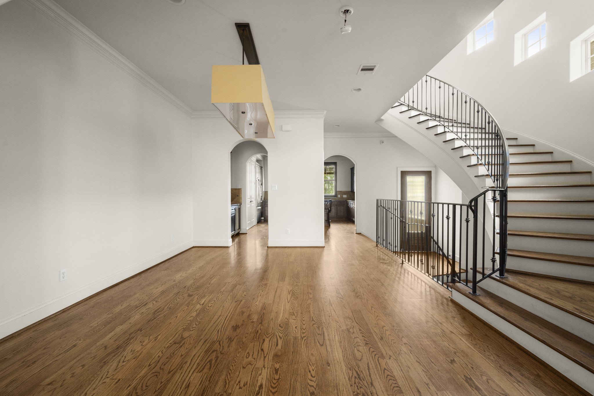 1743 Indiana Street Houston, TX 77006 - Photo 22 of 39