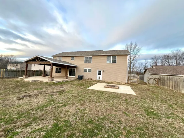 $397,000 | 9603 West 575 South, Owensville, IN 47665